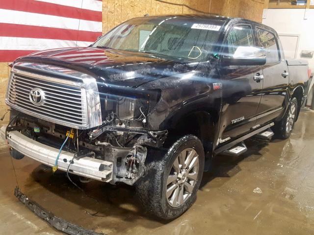 5TFHY5F10AX128272 - 2010 TOYOTA TUNDRA CRE BLACK photo 2