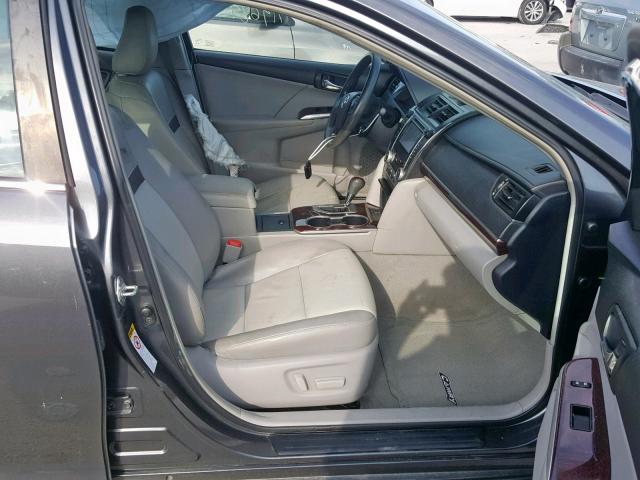 4T4BF1FK5CR273634 - 2012 TOYOTA CAMRY BASE GRAY photo 5