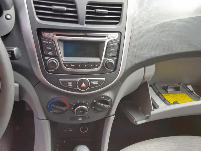 KMHCT4AE0GU074152 - 2016 HYUNDAI ACCENT SE SILVER photo 9