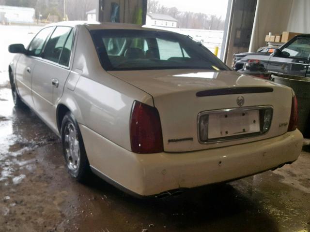 1G6KE57Y02U146383 - 2002 CADILLAC DEVILLE DH WHITE photo 3