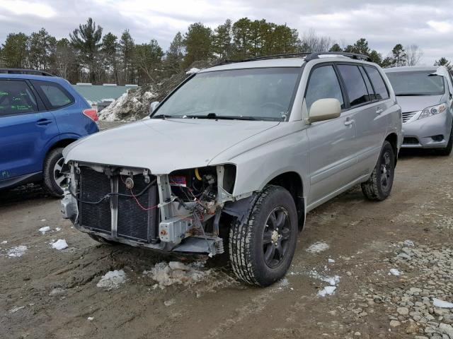 JTEGF21A230118003 - 2003 TOYOTA HIGHLANDER SILVER photo 2