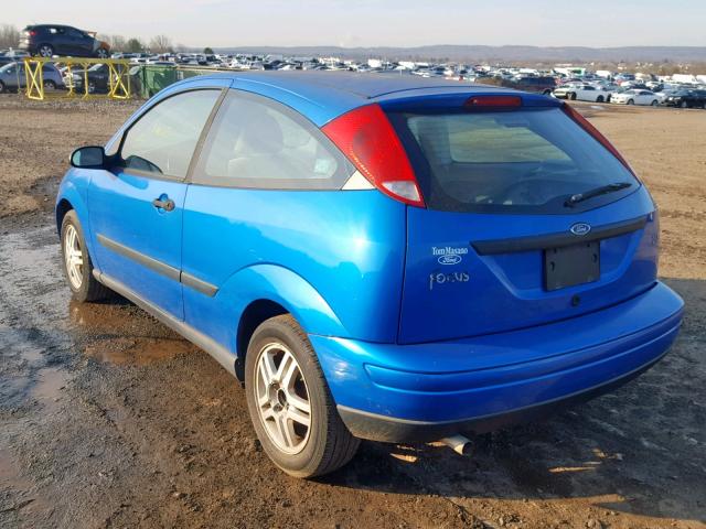 3FAFP3132YR202923 - 2000 FORD FOCUS ZX3 BLUE photo 3