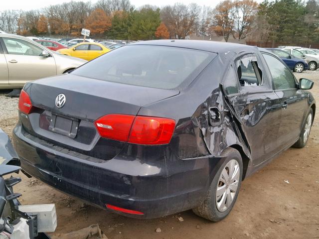3VW2K7AJ4BM357178 - 2011 VOLKSWAGEN JETTA BASE BLACK photo 4
