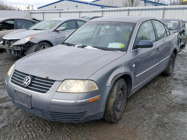 WVWMD63B24P043970 - 2004 VOLKSWAGEN PASSAT GL GRAY photo 2