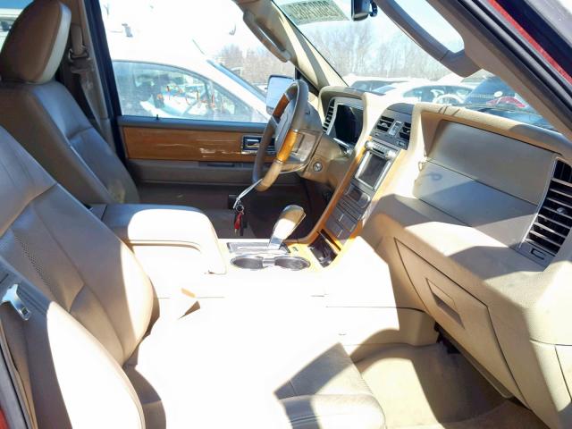 5LMJJ3J54AEJ04131 - 2010 LINCOLN NAVIGATOR Tünd qırmızı foto 5