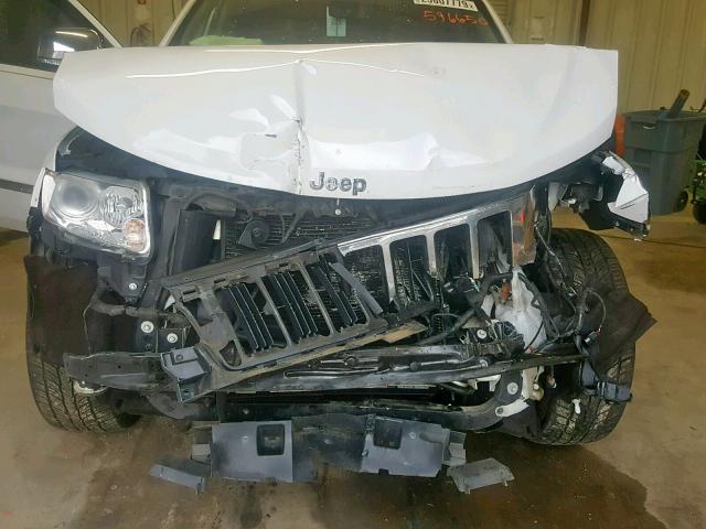 1C4RJFBT9DC596650 - 2013 JEEP GRAND CHER WHITE photo 7