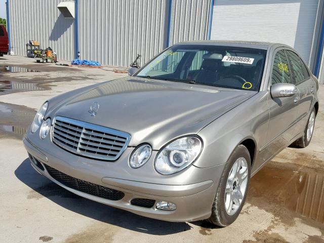 WDBUF56J66A775093 - 2006 MERCEDES-BENZ E 350 TAN photo 2