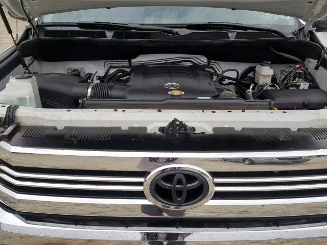 5TFDW5F17GX564257 - 2016 TOYOTA TUNDRA CRE WHITE photo 7