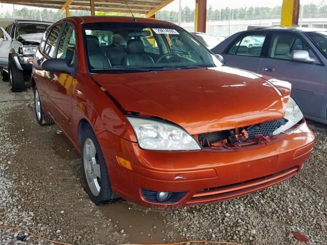 3FAFP37N65R117961 - 2005 FORD FOCUS ZX5 ORANGE photo 1