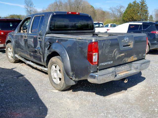 1N6AD07U55C447962 - 2005 NISSAN FRONTIER C BLACK photo 3