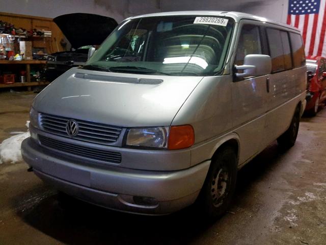 WV2KB47012H037743 - 2002 VOLKSWAGEN EUROVAN GL SILVER photo 2