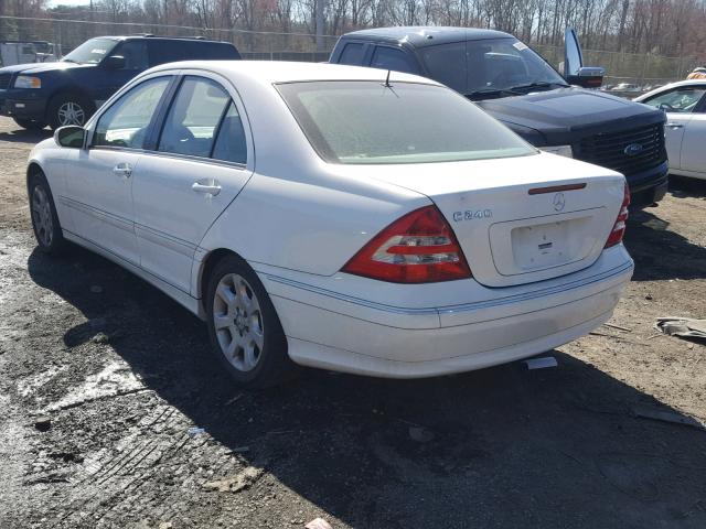 WDBRF61J05A765337 - 2005 MERCEDES-BENZ C 240 WHITE photo 3