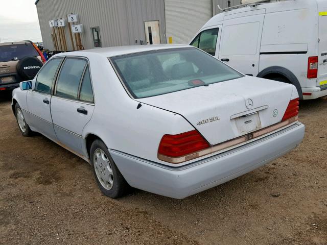 WDBGA43E8PA102191 - 1993 MERCEDES-BENZ 400 SEL WHITE photo 3