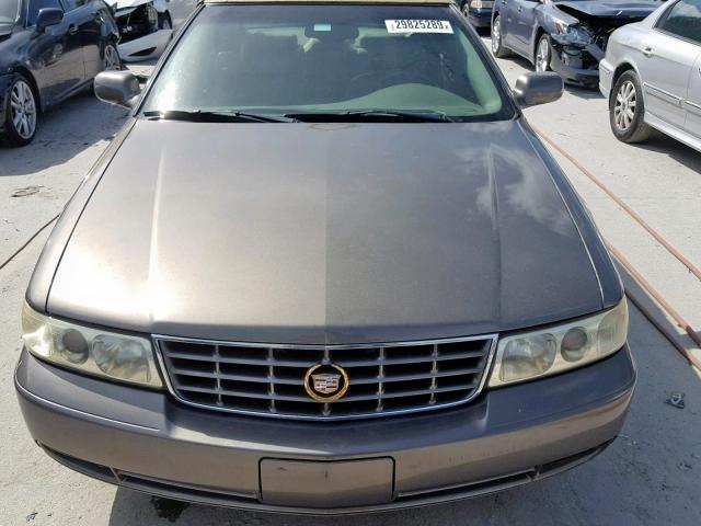 1G6KS54Y83U152267 - 2003 CADILLAC SEVILLE SL GOLD photo 9