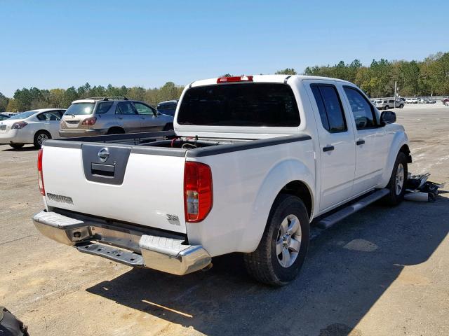 1N6AD07U69C426902 - 2009 NISSAN FRONTIER C WHITE photo 4