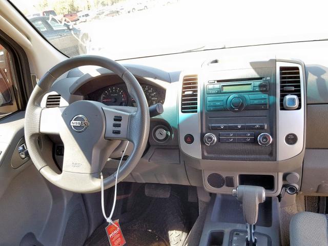 1N6AD07U69C426902 - 2009 NISSAN FRONTIER C WHITE photo 9