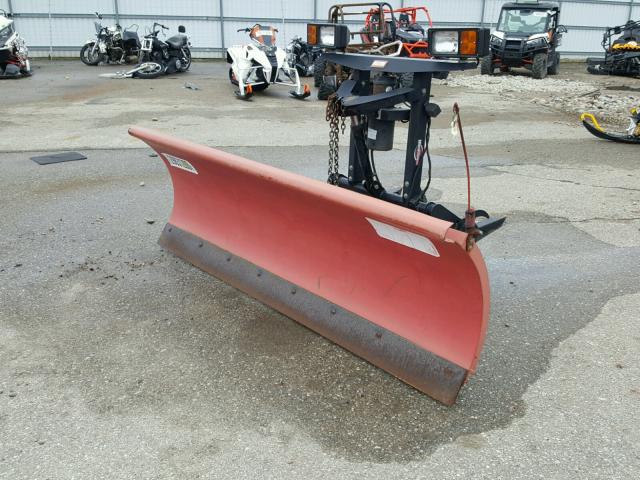 4072610030964580 - 2004 WEST SNOWPLOW RED photo 3