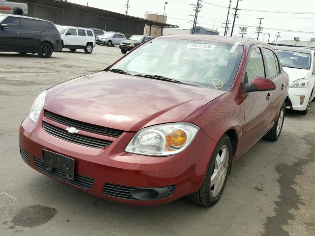 1G1AL58F887194872 - 2008 CHEVROLET COBALT LT RED photo 2