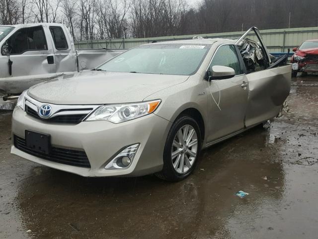 4T1BD1FK0EU102809 - 2014 TOYOTA CAMRY HYBR TAN photo 2