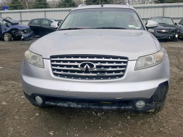 JNRAS08W54X219668 - 2004 INFINITI FX35 GRAY photo 9