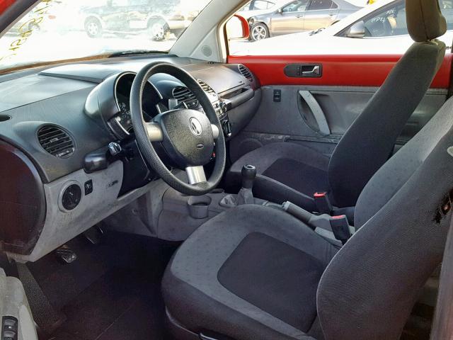 3VWBB61CXWM001884 - 1998 VOLKSWAGEN NEW BEETLE 红色 照片 9