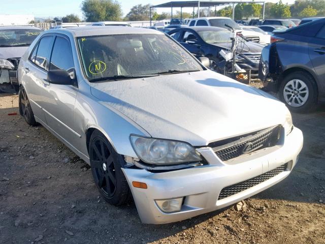 JTHBD192720036440 - 2002 LEXUS IS 300 SILVER photo 1