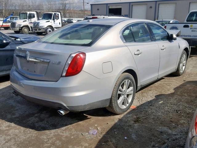 1LNHM93R79G618826 - 2009 LINCOLN MKS GRAY photo 4