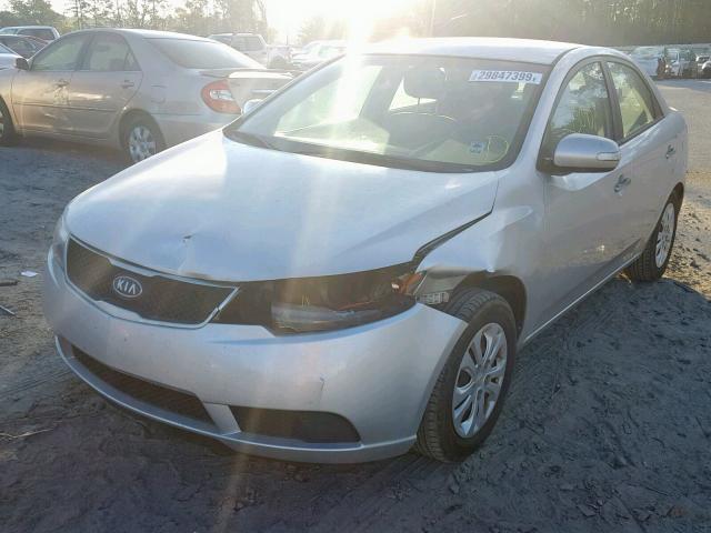 KNAFU4A27A5253498 - 2010 KIA FORTE EX SILVER photo 2