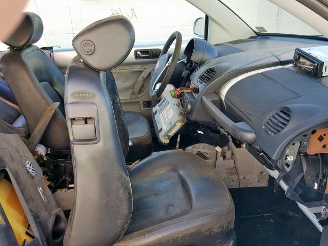 3VWCK21Y83M332127 - 2003 VOLKSWAGEN NEW BEETLE Silber Foto 5