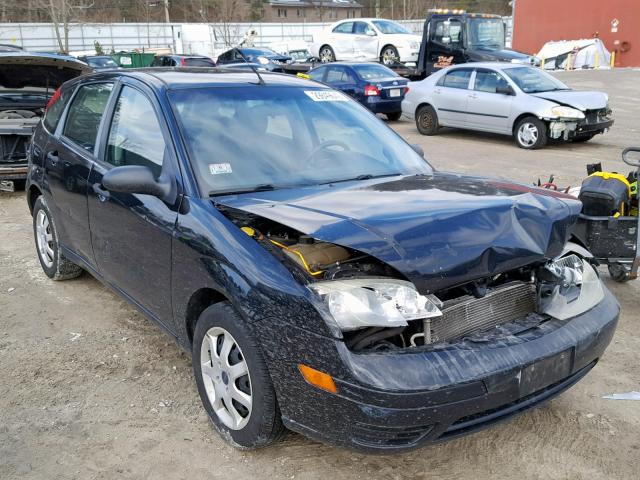 3FAFP37N25R123126 - 2005 FORD FOCUS ZX5 BLACK photo 1