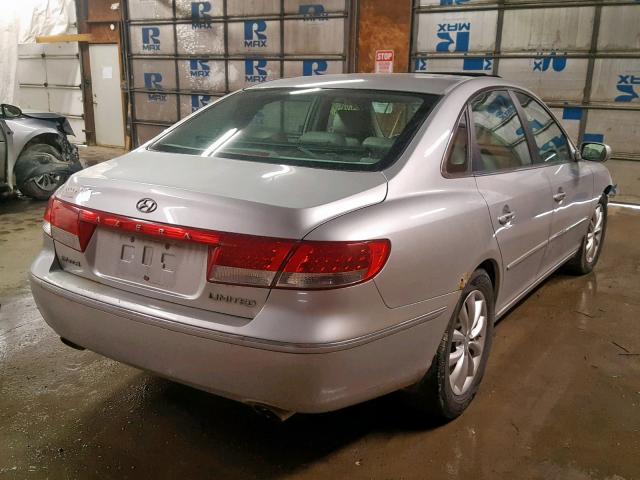 KMHFC46F76A054947 - 2006 HYUNDAI AZERA SE SILVER photo 4