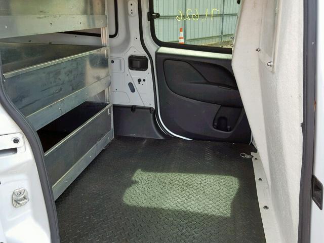 ZFBERFBT0F6A67201 - 2015 RAM PROMASTER 白色 照片 6