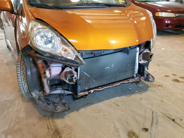 JHMGE8H56BS004767 - 2011 HONDA FIT SPORT BROWN photo 9