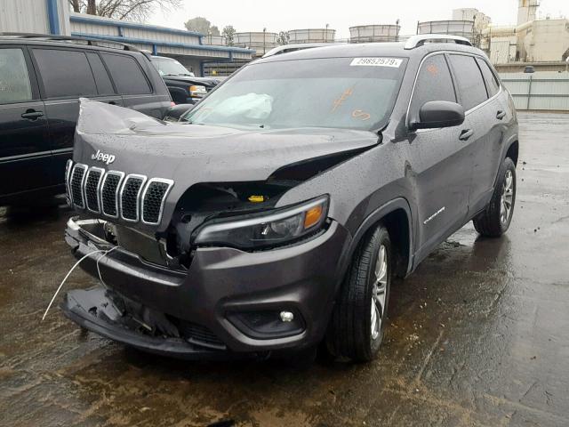 1C4PJLLB6KD176217 - 2019 JEEP CHEROKEE L GRAY photo 2