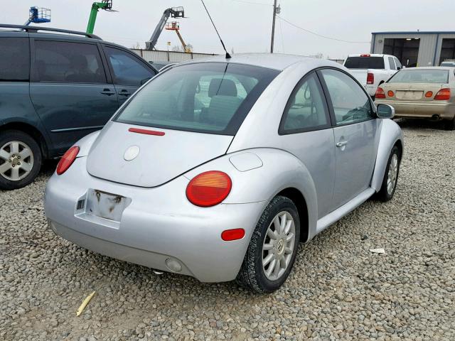 3VWCK31C45M416992 - 2005 VOLKSWAGEN NEW BEETLE ვერცხლისფერი ფოტო 4