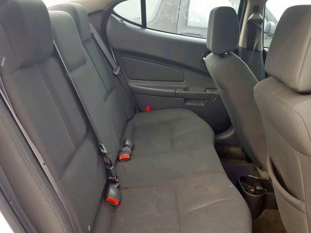 2G2WP522751219457 - 2005 PONTIAC GRAND PRIX WHITE photo 6