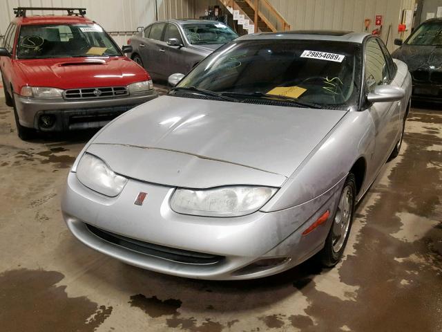 1G8ZR12732Z127279 - 2002 SATURN SC2 SILVER photo 2