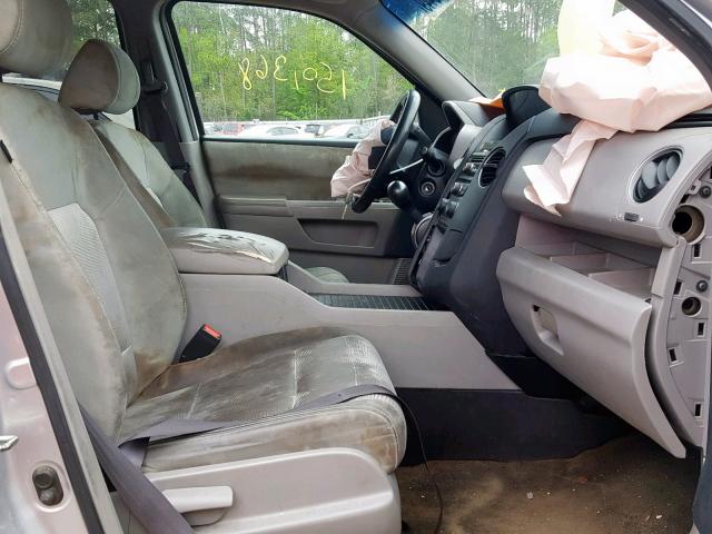 5FNYF3H21DB040765 - 2013 HONDA PILOT LX SILVER photo 5