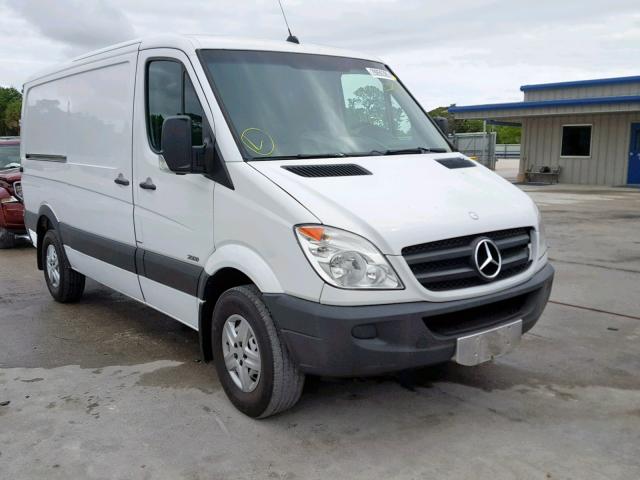 WD3PE7CCXB5553298 - 2011 MERCEDES-BENZ SPRINTER 2 WHITE photo 1