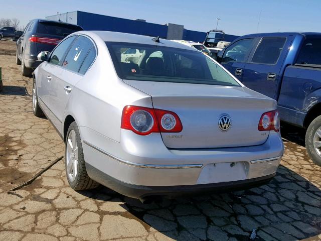 WVWAK73C18E218752 - 2008 VOLKSWAGEN PASSAT KOM SILVER photo 3