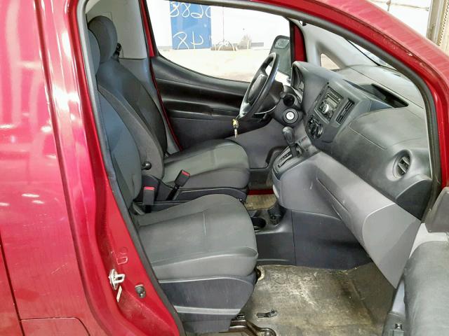 3N63M0ZN0FK713320 - 2015 CHEVROLET CITY EXPRE RED photo 5