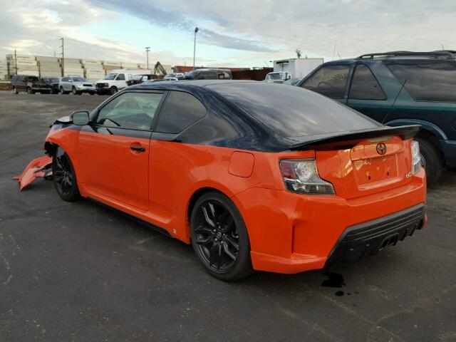 JTKJF5C74FJ007585 - 2015 TOYOTA SCION TC ORANGE photo 3