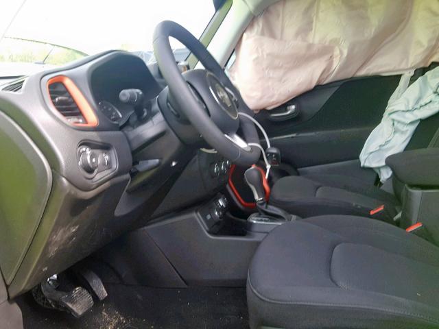 ZACCJBAB5JPH26809 - 2018 JEEP RENEGADE S მწვანე ფოტო 5