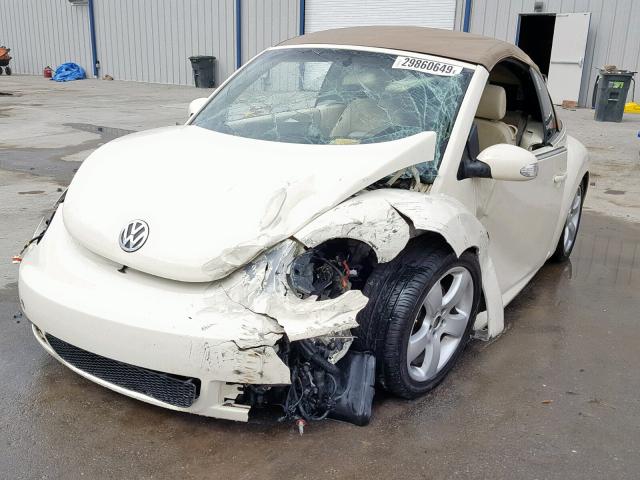 3VWSF31Y26M315804 - 2006 VOLKSWAGEN NEW BEETLE Krem foto 2