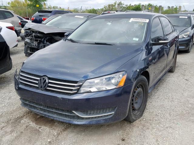 1VWAS7A32EC060994 - 2014 VOLKSWAGEN PASSAT S BLUE photo 2