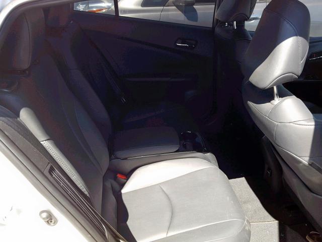 JTDKARFPXH3055211 - 2017 TOYOTA PRIUS PRIM 白色 照片 6