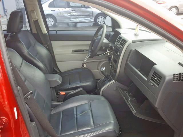 1J8FT47047D391633 - 2007 JEEP COMPASS RED photo 5