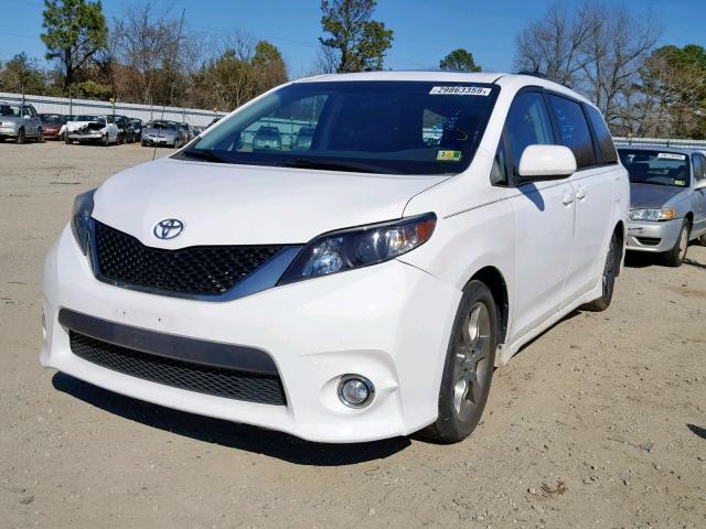 5TDXK3DC3BS160839 - 2011 TOYOTA SIENNA SPO WHITE photo 2