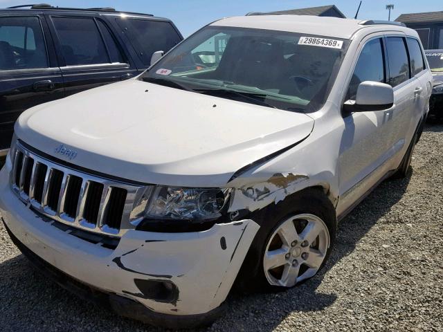 1C4RJEAG5CC355732 - 2012 JEEP GRAND CHER WHITE photo 2