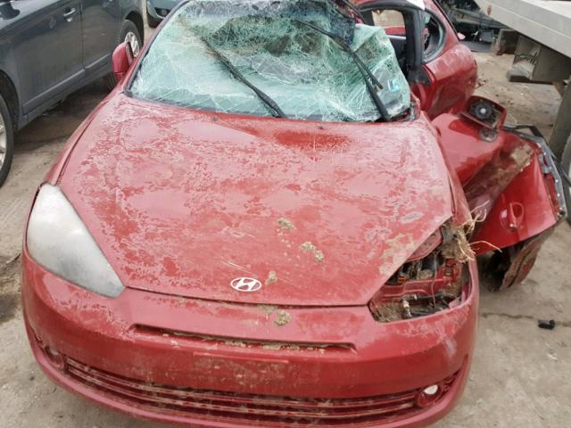 KMHHM66D98U283342 - 2008 HYUNDAI TIBURON GS RED photo 7